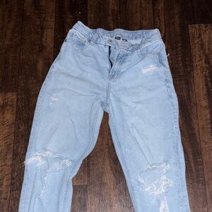 American Eagle Outfitters Light Blue Distressed Jeans